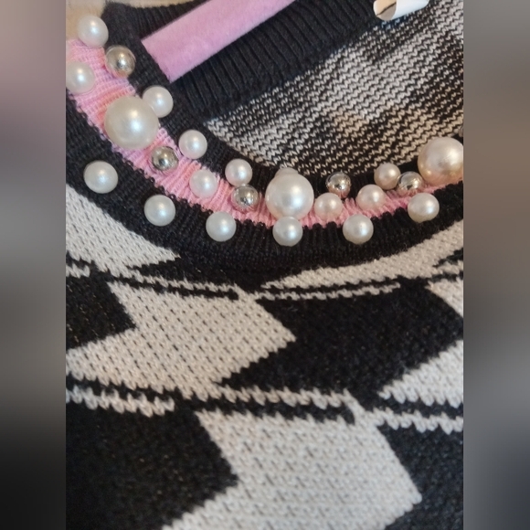 Printed Sweater - Picture 2 of 7